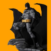 Batman: Hush MAFEX #126 Batman (Black Version) - Action figure -  MAFEX