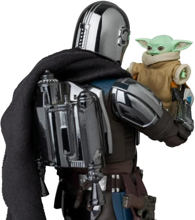 Star Wars MAFEX #256 The Mandalorian (Chrome Ver.) - Action & Toy Figures -  MAFEX