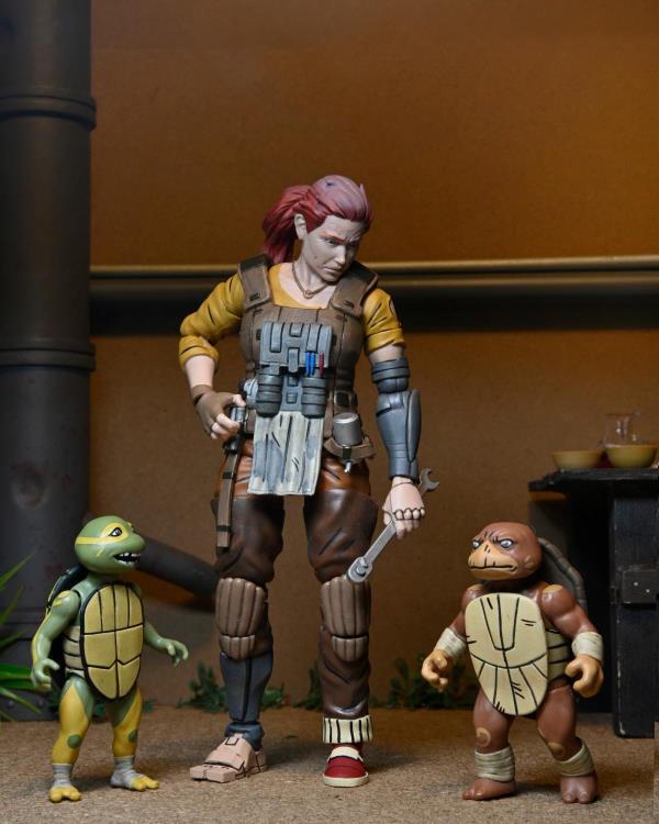 Teenage Mutant Ninja Turtles: The Last Ronin - The Lost Years Grammy April with Baby Yi & Moja - Collectables > Action Figures > toys -  Neca