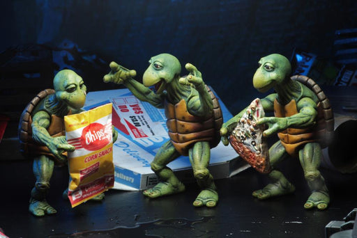Teenage Mutant Ninja Turtles Movie Baby Turtles 1:4 Scale Action Figure 4-Pack - Action & Toy Figures -  Neca