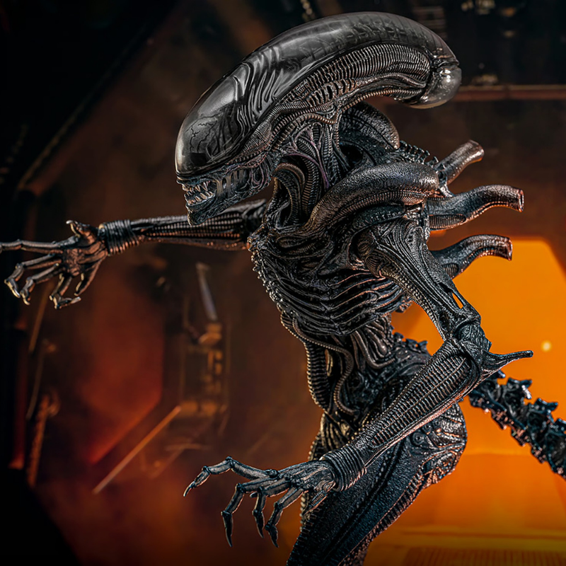 Alien: Romulus - Scorched Xenomorph 1/6th Scale Collectible Figure - MMS784 - Collectables > Action Figures > toys -  Hot Toys