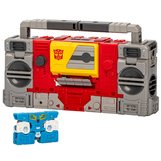 Transformers Studio Series Voyager The Transformers: The Movie 86-25 Autobot Blaster & Eject (preorder Dec) - Collectables > Action Figures > toys -  Hasbro