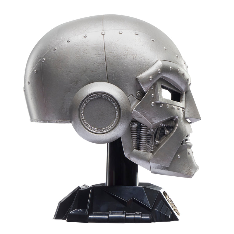 Marvel Legends - Doctor Doom - Premium Helmet (Preorder sept 2025) - Collectables > Action Figures > toys -  Hasbro