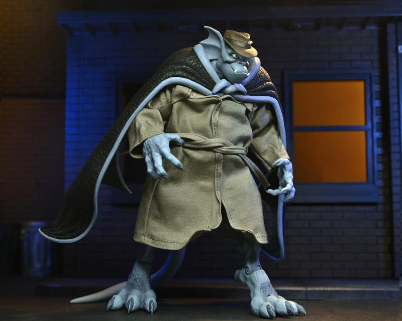 Disney's Gargoyles Ultimate Detective Broadway "Silver Falcon" - With Closed Wings - Collectables > Action Figures > toys -  Neca