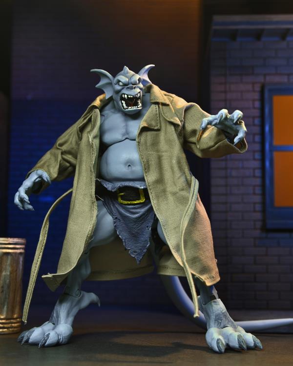 Disney's Gargoyles Ultimate Detective Broadway "Silver Falcon" - With Closed Wings - Collectables > Action Figures > toys -  Neca