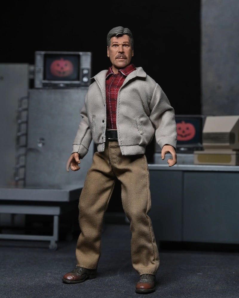 Halloween 3 Season Of The Witch - Dr Challis SIGNED - Collectables > Action Figures > toys -  Neca