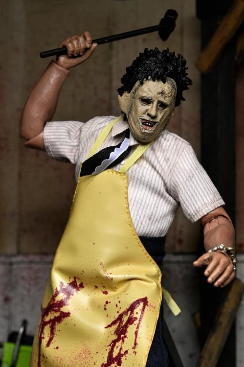 The Texas Chainsaw Massacre Leatherface Clothed Action Figure - Collectables > Action Figures > toys -  Neca