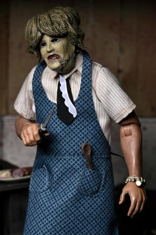 The Texas Chainsaw Massacre Leatherface with Old Lady Mask Clothed Action Figure - Collectables > Action Figures > toys -  Neca