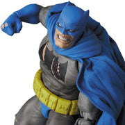 Batman: The Dark Knight Returns Triumphant MAFEX No.119 Batman - Toy Snowman