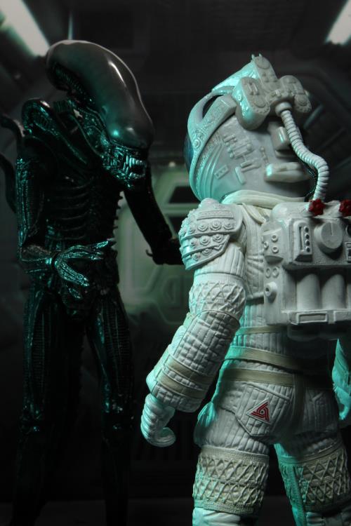 Neca Alien 40th Anniversary Ripley (Compression Suit) - Action & Toy Figures -  Neca