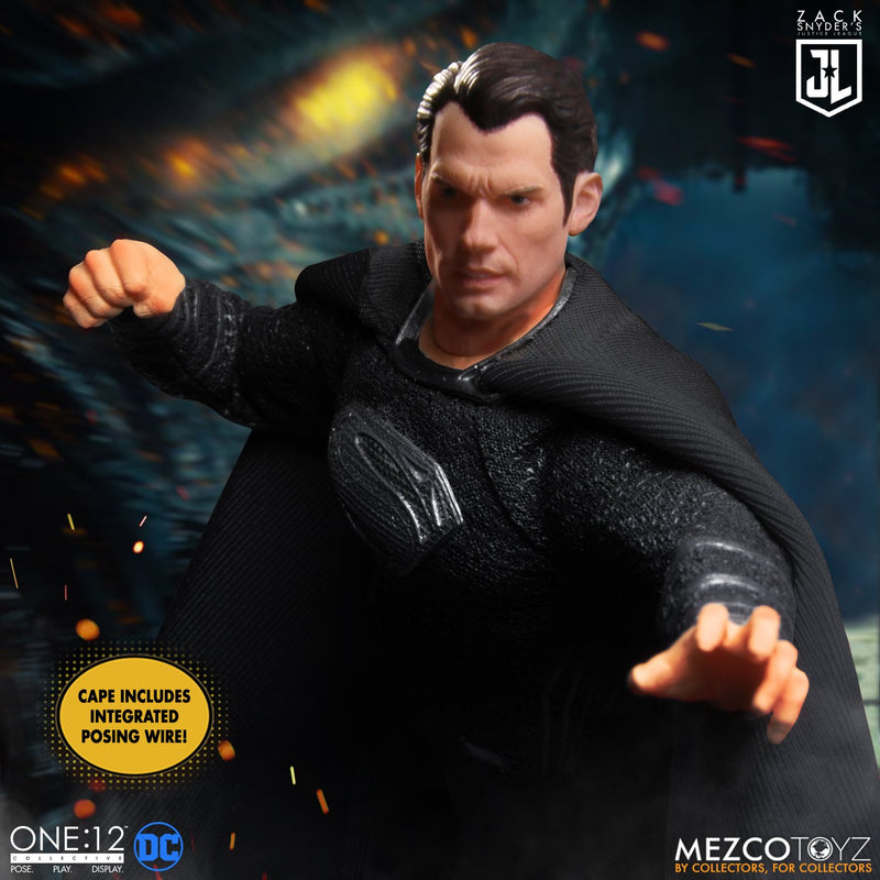 ( Preorder ETA Feb  ) Mezco ONE:12 JUSTICE LEAGUE DELUXE STEEL BOX SET ( Canada ) - Toy Snowman