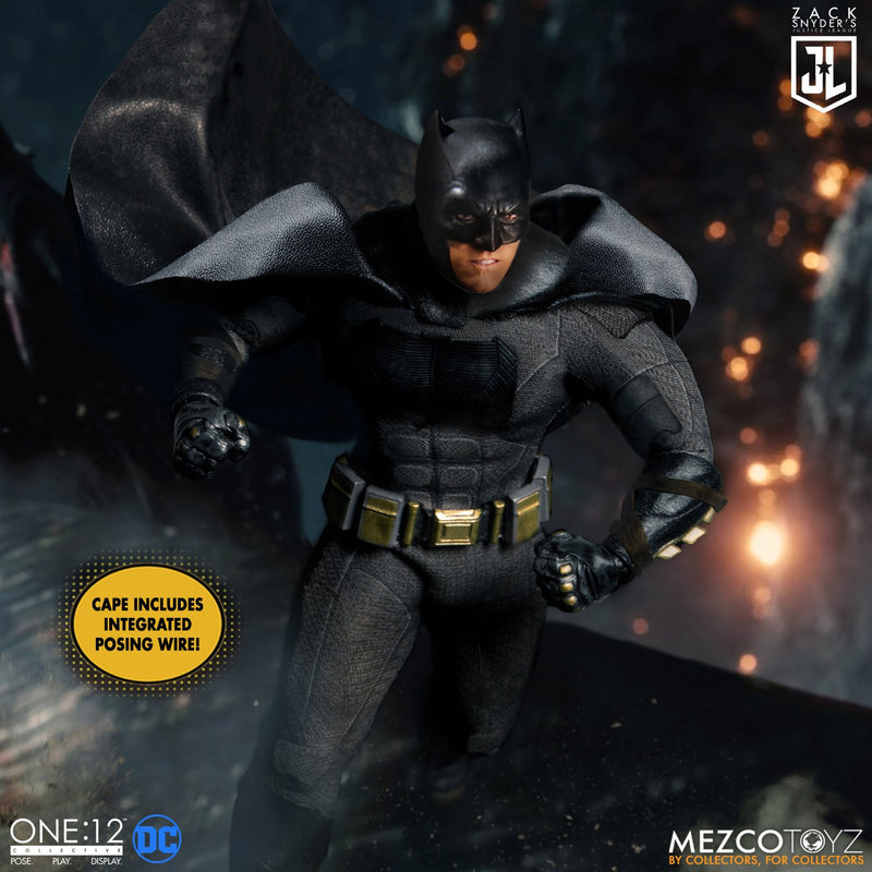 ( Preorder ETA Feb  ) Mezco ONE:12 JUSTICE LEAGUE DELUXE STEEL BOX SET ( Canada ) - Toy Snowman
