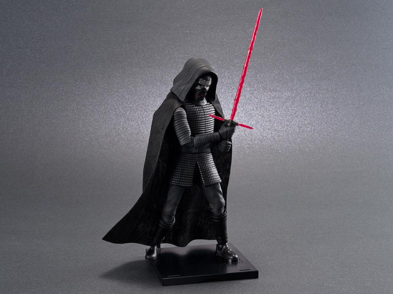 Star Wars: The Rise of Skywalker Kylo Ren 1/12 Scale Model Kit - Model Kits -  Bandai