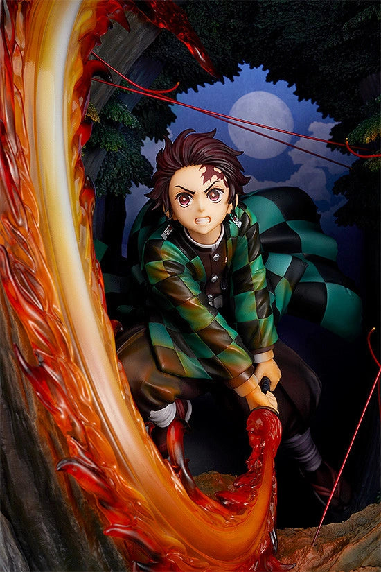 DEMON SLAYER: Tanjiro Kamado: Hinokami Kagura Dance (Preorder) - statue -  Good Smile Company