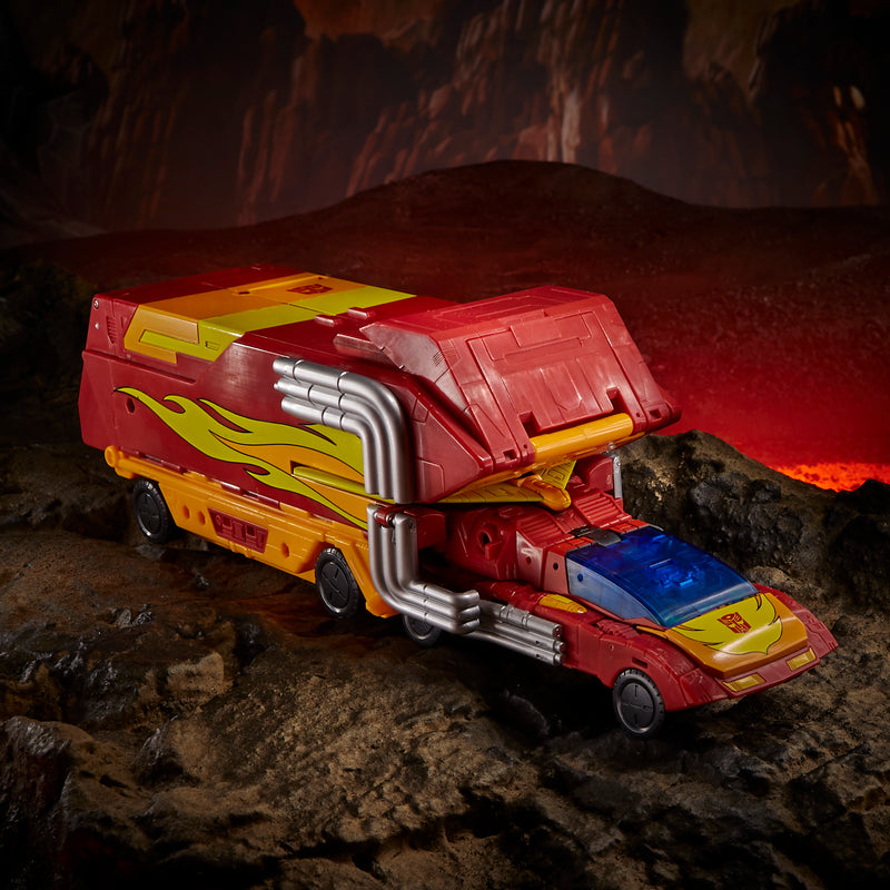 (preorder ETA July/Aug ) Transformers Toys Generations War for Cybertron: Kingdom Commander WFC-K29 Rodimus Prime with Trailer Action Figure, - Toy Snowman