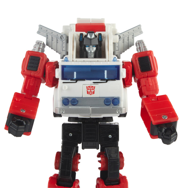 (preorder ETA Sept/Oct) Transformers Generations Selects Voyager WFC-GS26 Artfire & Nightstick - Toy Snowman