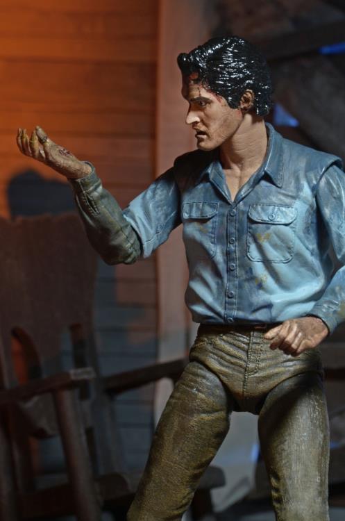 NECA Evil Dead 2 Ultimate Ash 7 Inch Action Figure - Action & Toy Figures -  Neca