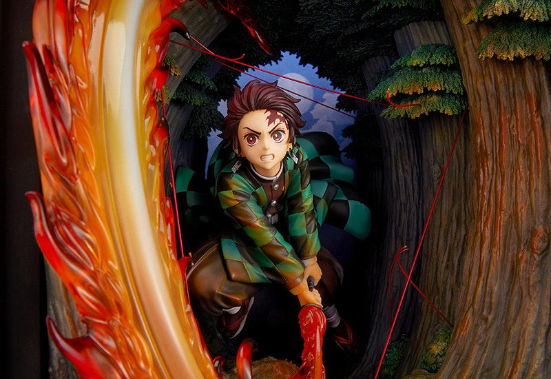 DEMON SLAYER: Tanjiro Kamado: Hinokami Kagura Dance (Preorder) - statue -  Good Smile Company