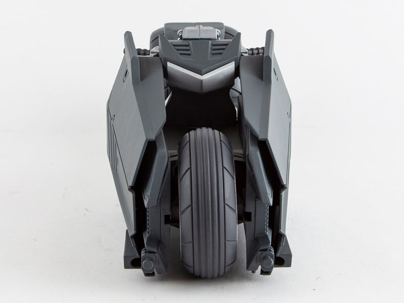 Batman: Curse of the White Knight DC Multiverse Batcycle - Action & Toy Figures -  McFarlane Toys