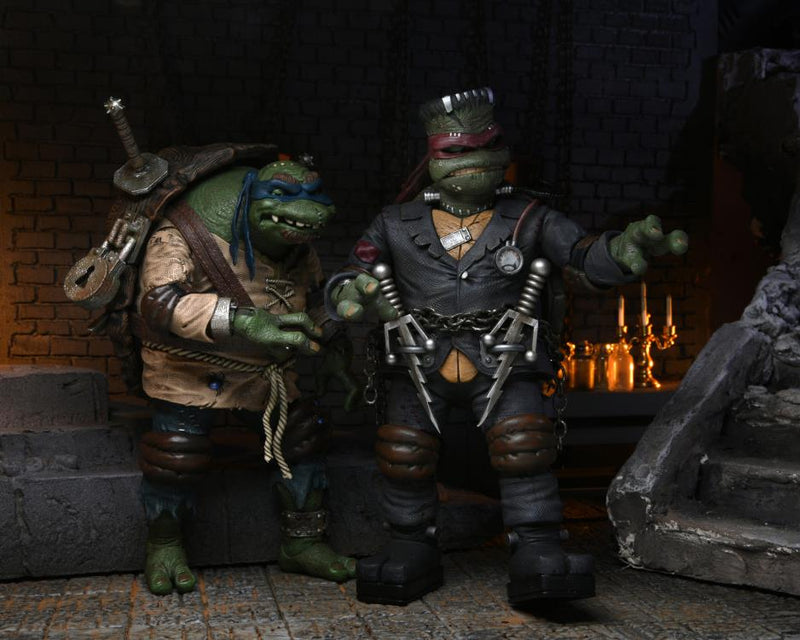 Universal Monsters x Teenage Mutant Ninja Turtles Ultimate Leonardo as The Hunchback (preorder ETA May) - Action & Toy Figures -  Neca