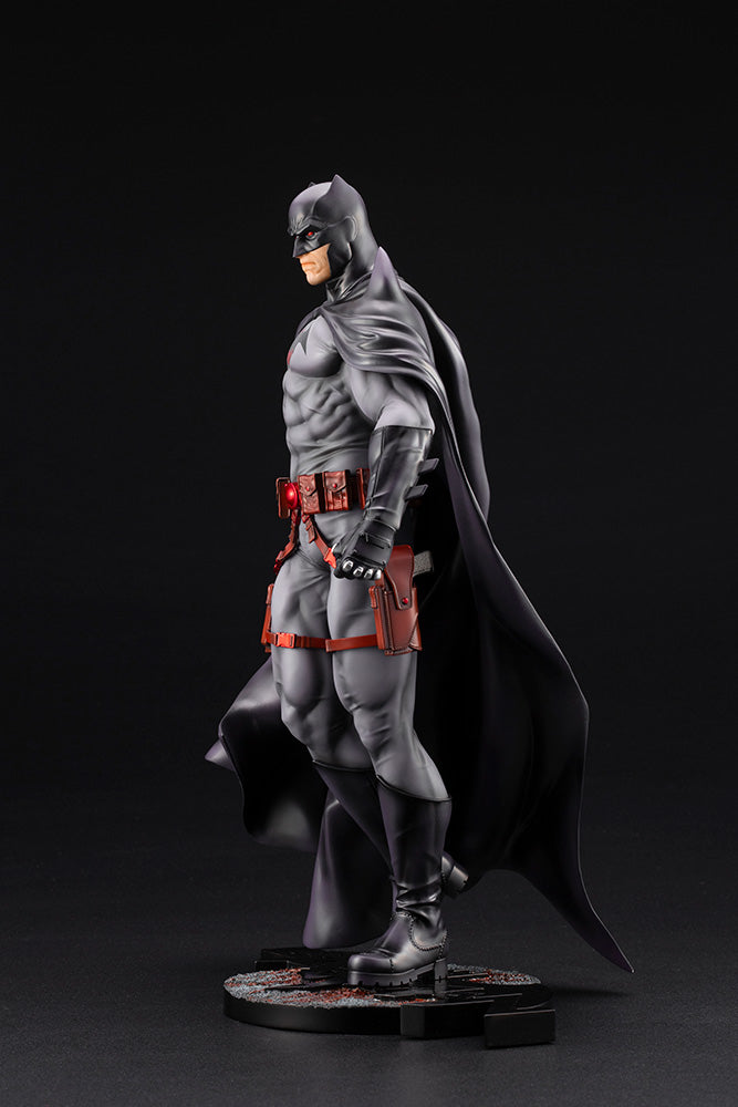 DC COMICS ELSEWORLD SERIES BATMAN THOMAS WAYNE ARTFX STATUE - Toy Snowman