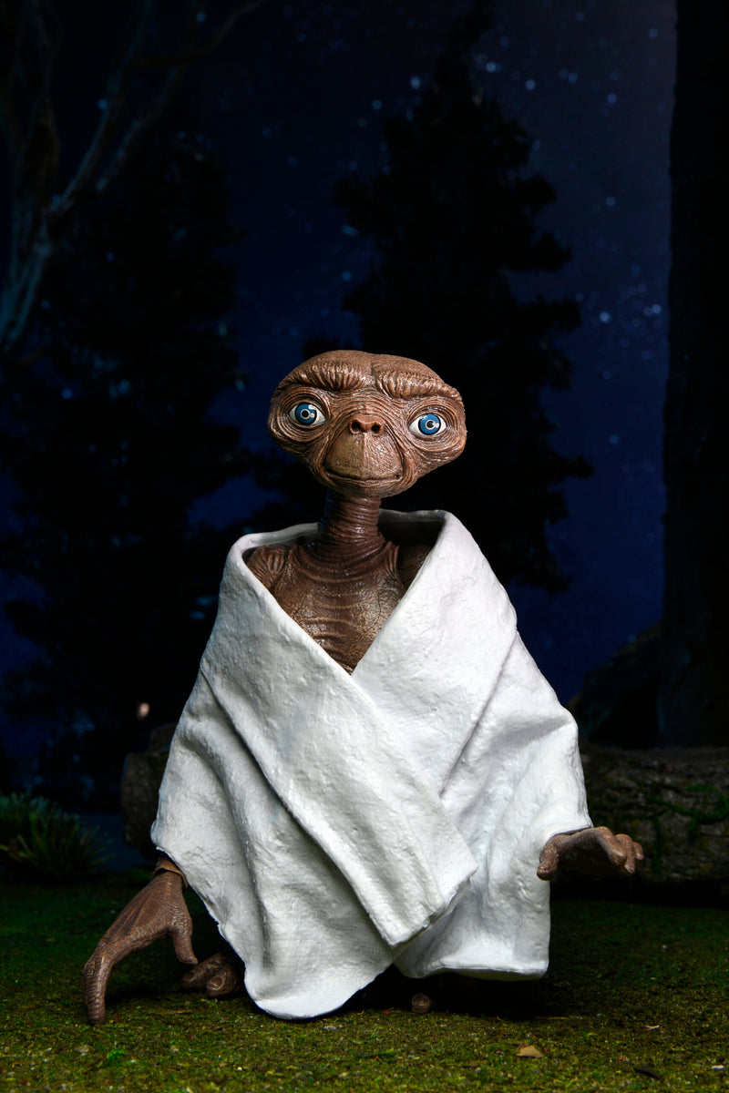 NECA 40th Anniversary Ultimate E.T. - Collectables > Action Figures > toys -  Neca