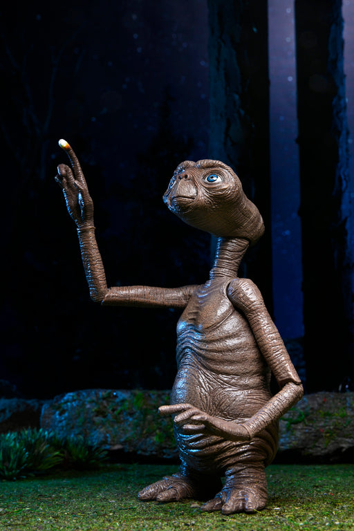 NECA 40th Anniversary Ultimate E.T. - Collectables > Action Figures > toys -  Neca