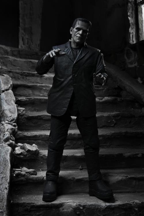 Universal Monsters Ultimate Frankenstein's Monster (Black & White) Figure - Action & Toy Figures -  neca