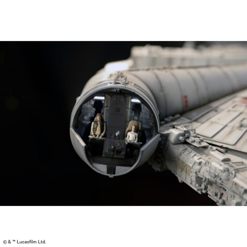 Millennium Falcon (Standard Edition) "Star Wars: A New Hope", Bandai 1/72 Perfect Grade (PG) - Model Kits -  Bandai