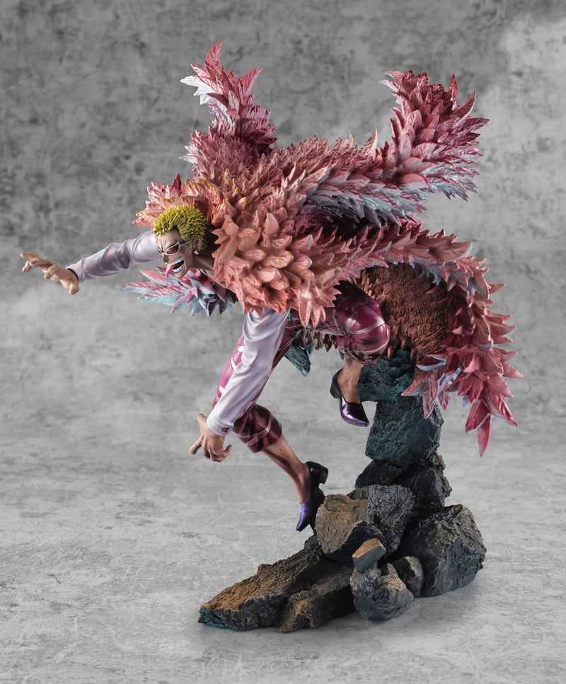 ONE PIECE - Portrait.Of.Pirates  "WA-MAXIMUM”: "Heavenly Yaksha" Donquixote Doflamingo - statue -  MEGAHOUSE CORPORATION