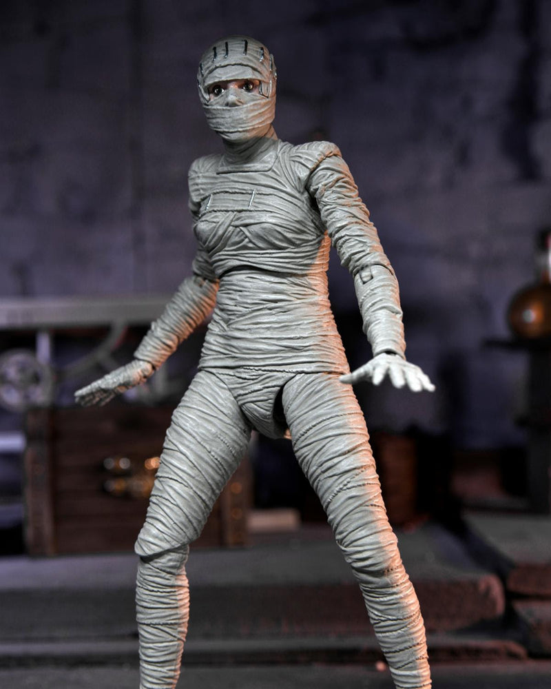 Universal Monsters - Ultimate Bride of Frankenstein - Color (preorder) - Collectables > Action Figures > toys -  Neca