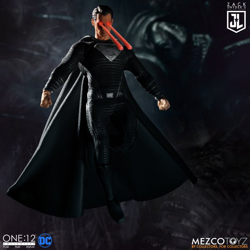 ( Preorder ETA Feb  ) Mezco ONE:12 JUSTICE LEAGUE DELUXE STEEL BOX SET ( Canada ) - Toy Snowman